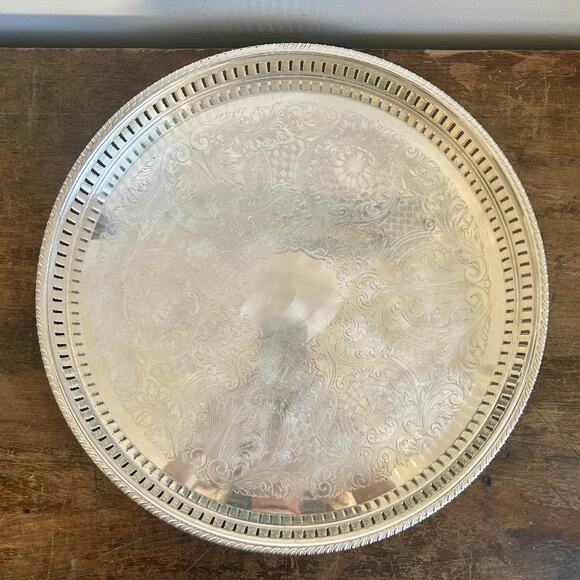 Vintage Silver Plated Sheridan Large Round Tray | Cottagecore Farmhouse - Picture 8 of 8